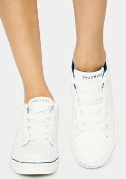 Flash Sale π Skechers White Street Cleats Bring It Back π Sneakers β 8 Skechers White Street Cleats Bring It Back Sneakers