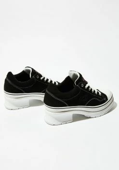 Skechers Black Softy Heartbeats Sneakers